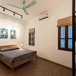 Ancient Town Apartments-Boutique Design With Balcony-Free Laundry Everyday