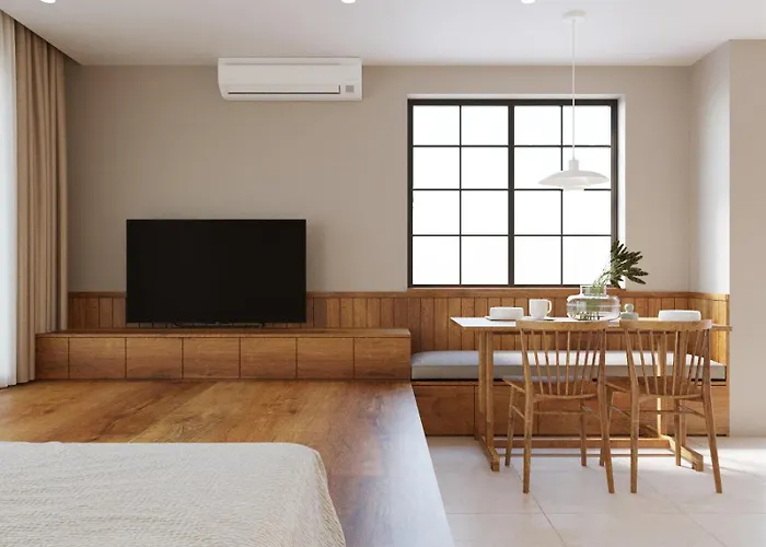 Ancient Town Apartments-Boutique Design With Balcony-Free Laundry Everyday